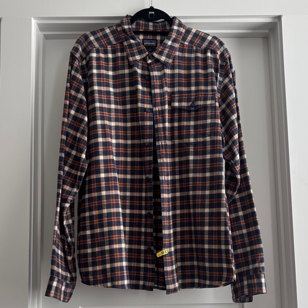 Patagonia Size L Men's Casual Plaid Shirt - Navy and Orange